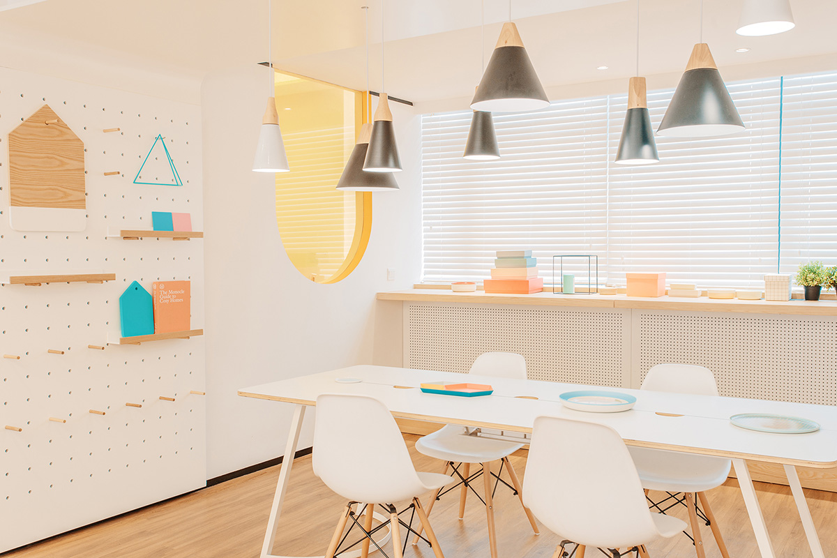 RIGI Design creates a lovely Medical Clinic in China derived from circular patterns