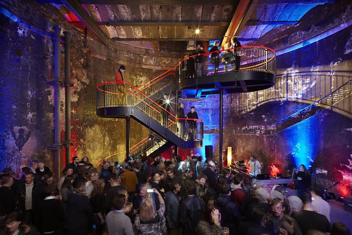 Tate Harmer creates a sculptural staircase for the Brunel Museum in London