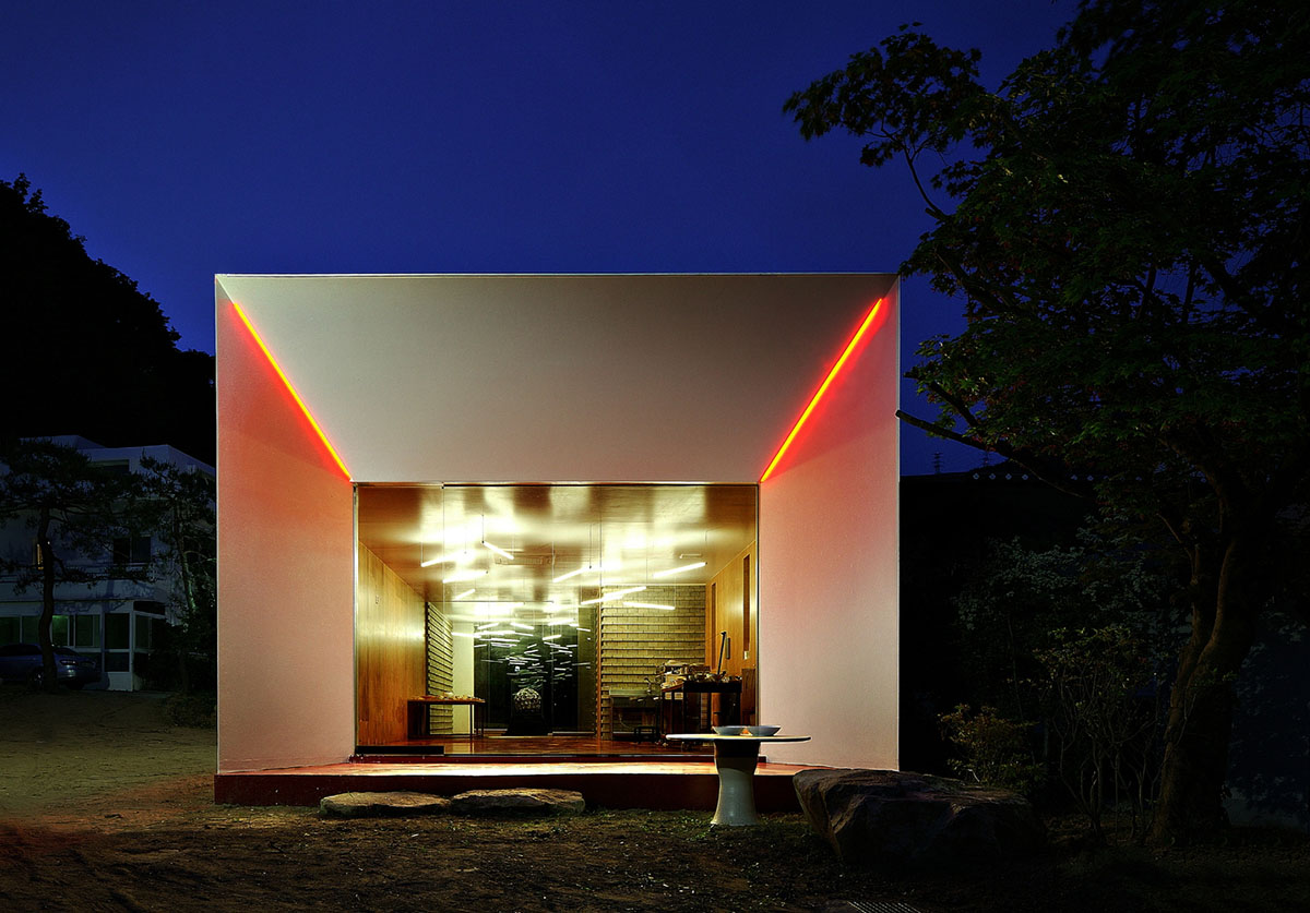 Welcome to Chocolate Box designed by Yoon Space in China