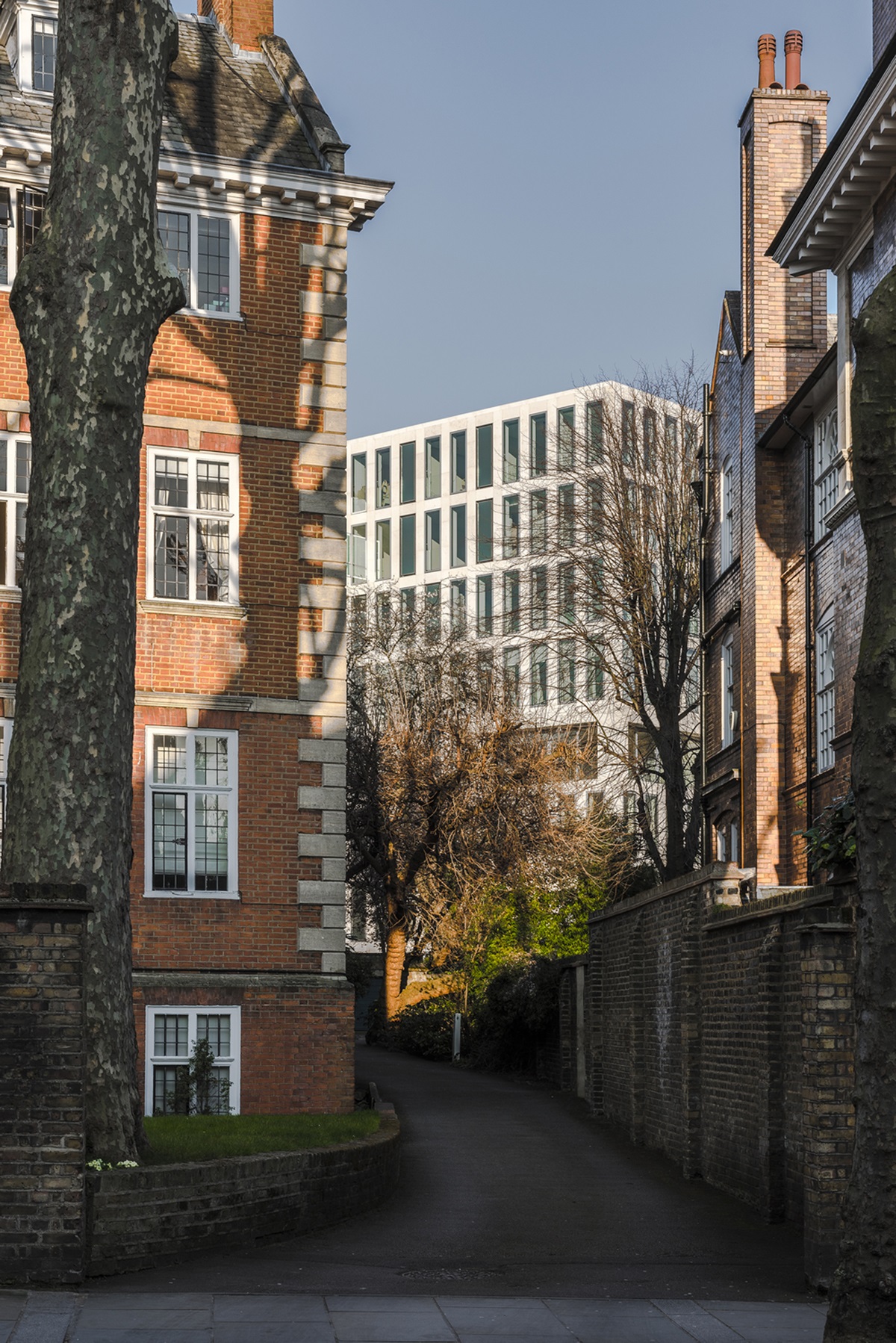 OMA+Allies & Morrison completed porous blocks ’Holland Green’ in London’s Commonwealth Institute Site