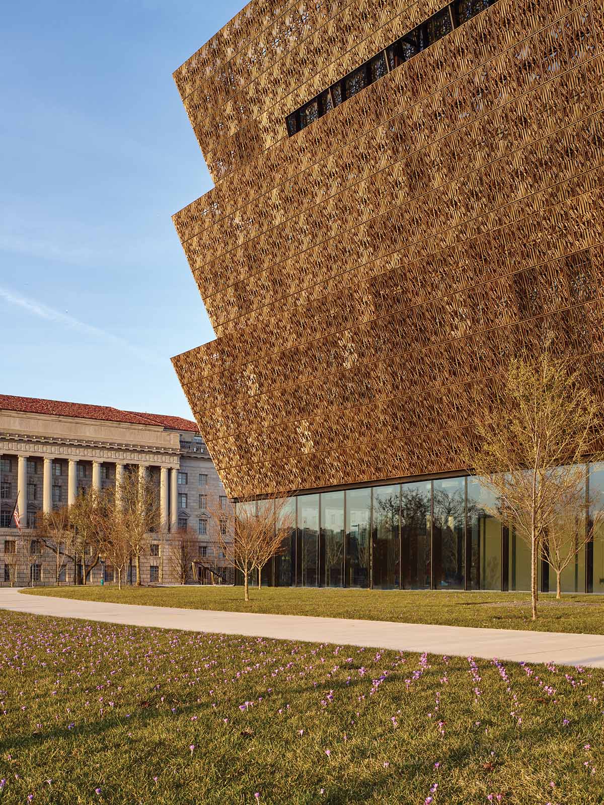 Smithsonian National Museum of African American History and Culture /  Freelon Adjaye Bond/SmithGroup