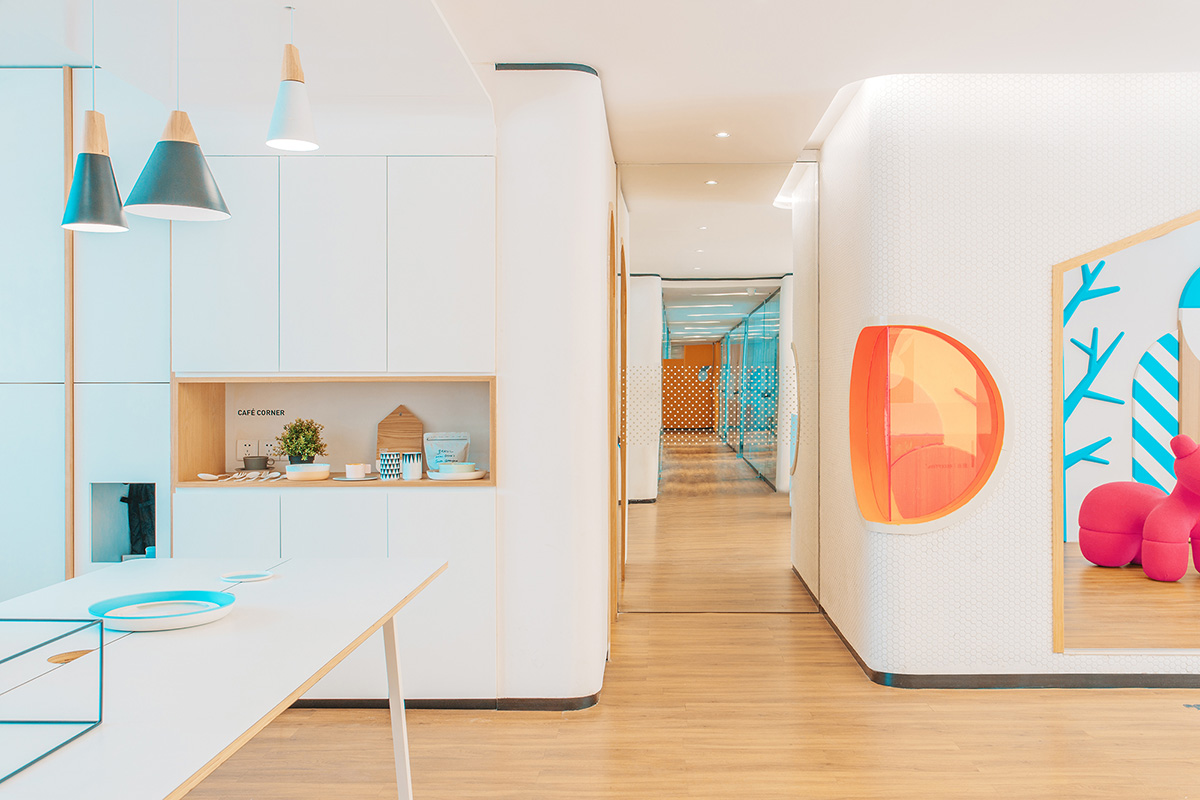 RIGI Design creates a lovely Medical Clinic in China derived from circular patterns