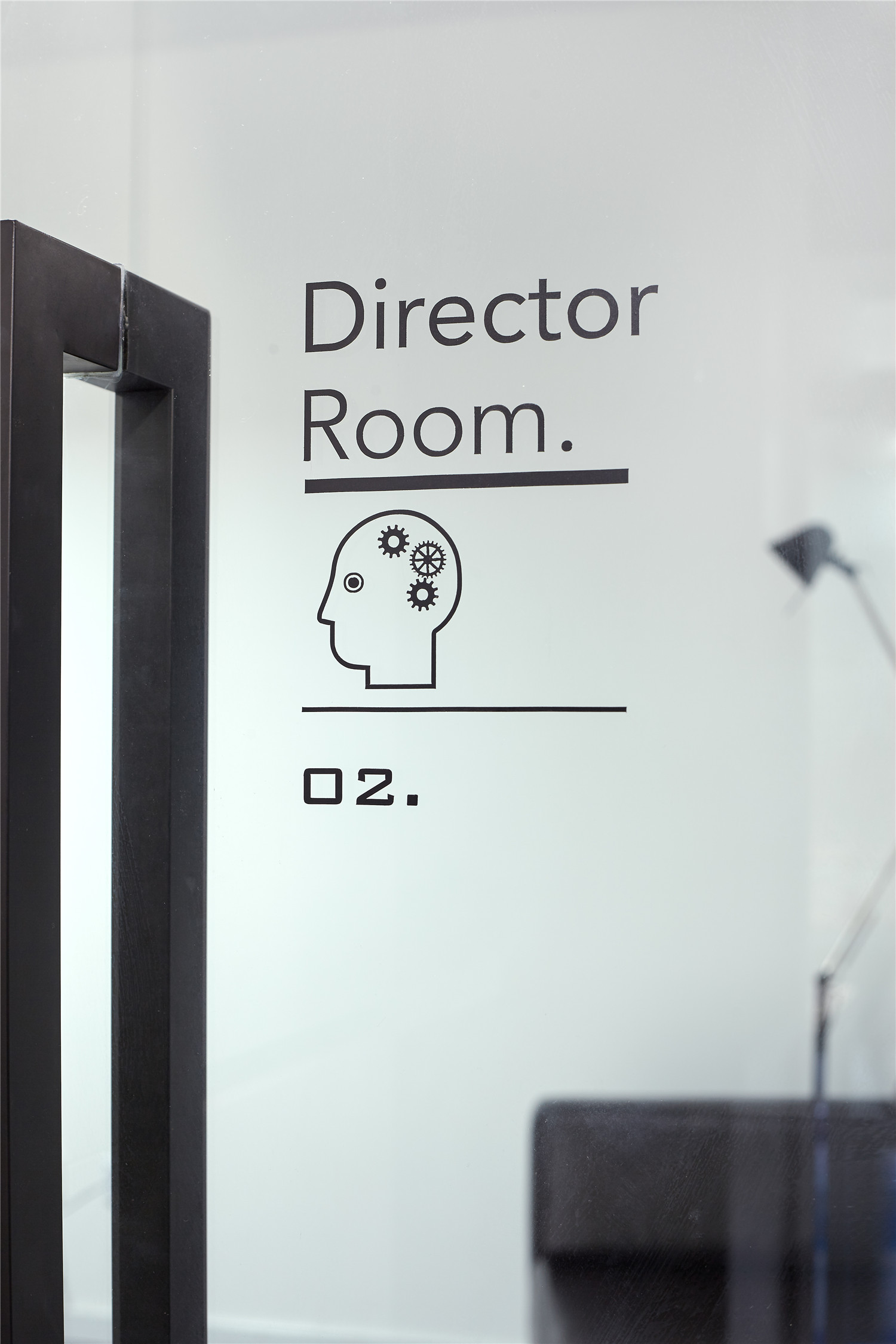 Muxin Design completed Intoo Office in China creating monochromatic style for the IT company