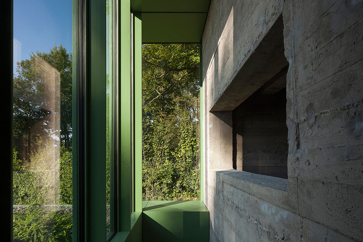 David Chipperfield Architects converts old winter storage into a private studio in Berlin