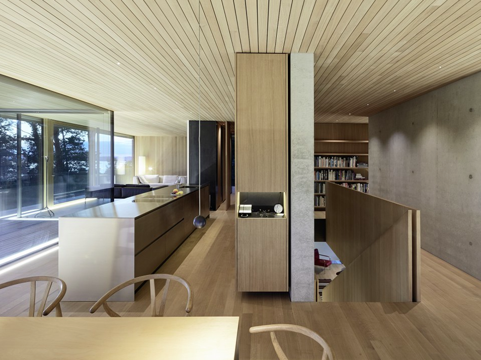 Dietrich | Untertrifaller Architekten completes sandwich-shaped House D on the Bregenz mountain