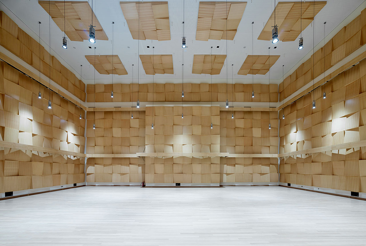 Renzo Piano completed Stavros Niarchos Cultural Centre in Athens’ artificial hill