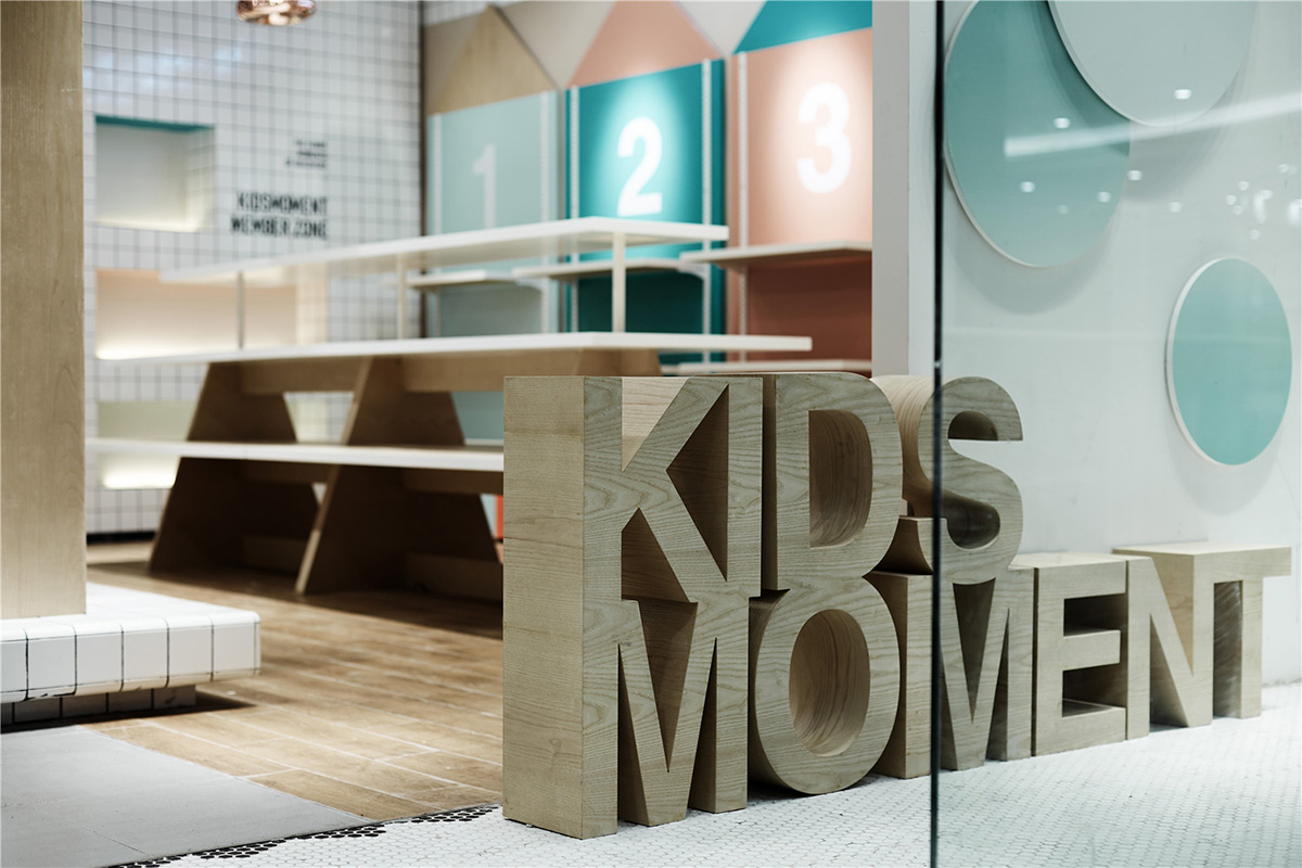 RIGI Design envisions children fashion by creating modularized fixtures with Be Kids for One Moment