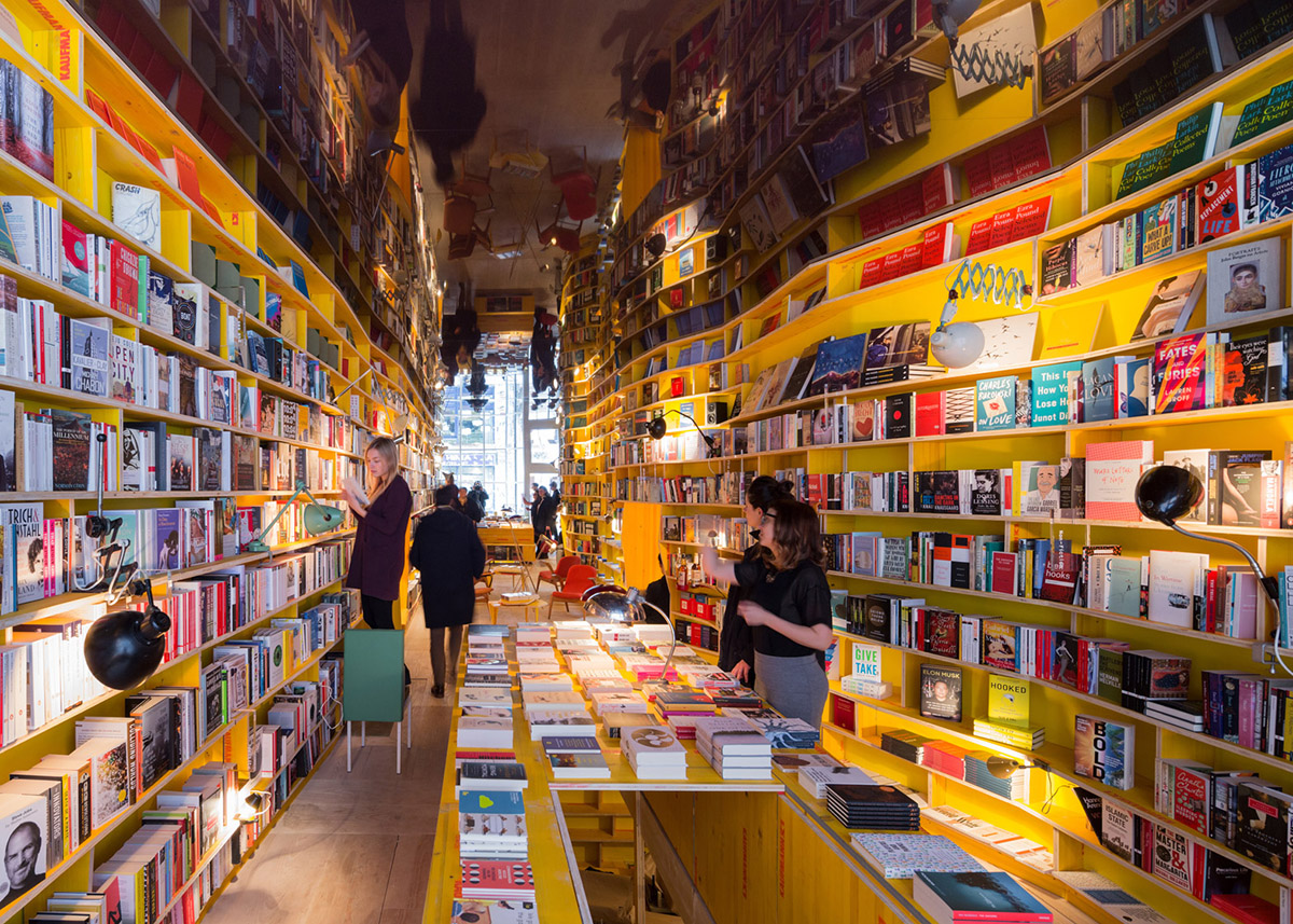 &rsquo;Libreria&rsquo; bookstore explores &rsquo;reading matters&rsquo; with real material things designed by Selgascano