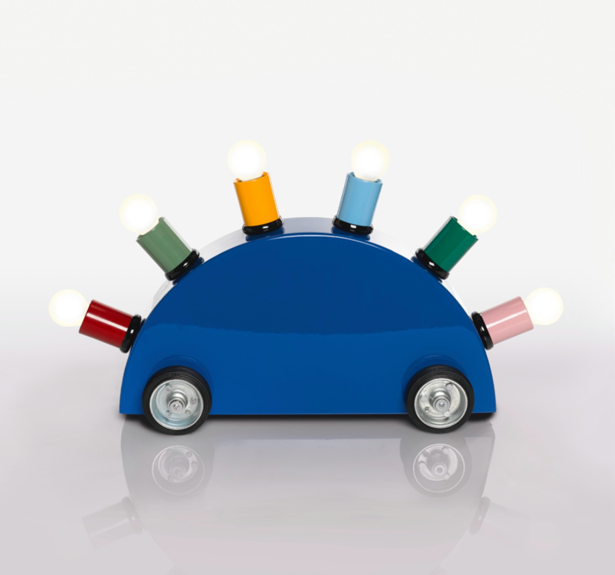 David Bowie’s furniture collection of Memphis set to be auctioned in London