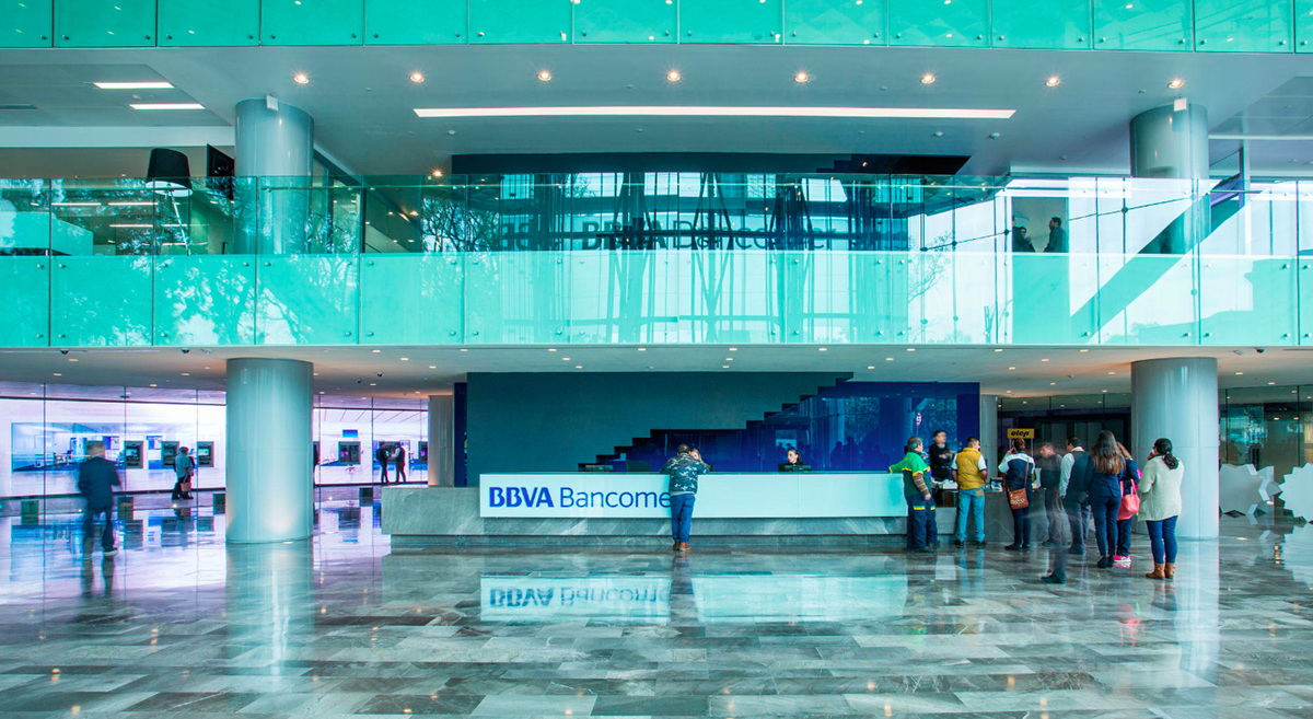 Richard Rogers and Legorreta complete BBVA Bancomer Headquarters in Mexico