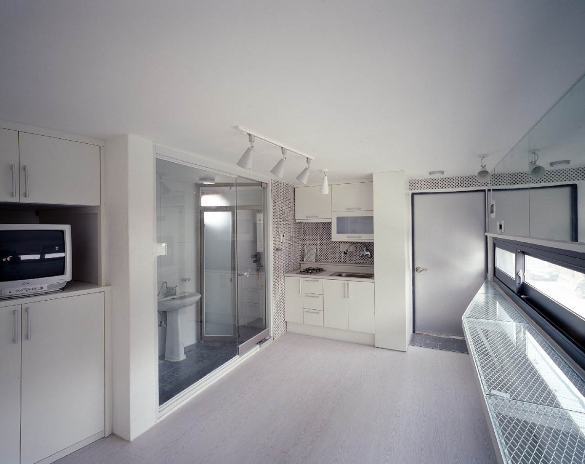 Moon Hoon clads Mookdong Multi House with expanded metal mesh inspired by panty-hose material