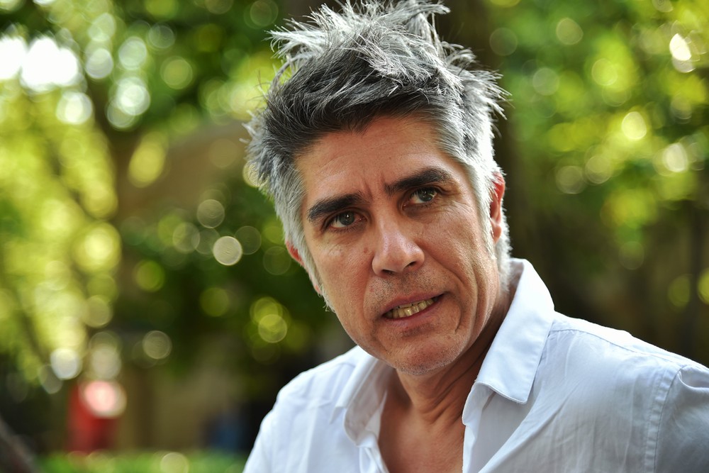 Are Aravena&rsquo;s  &ldquo;half-finished&rdquo; homes producing social inequality?