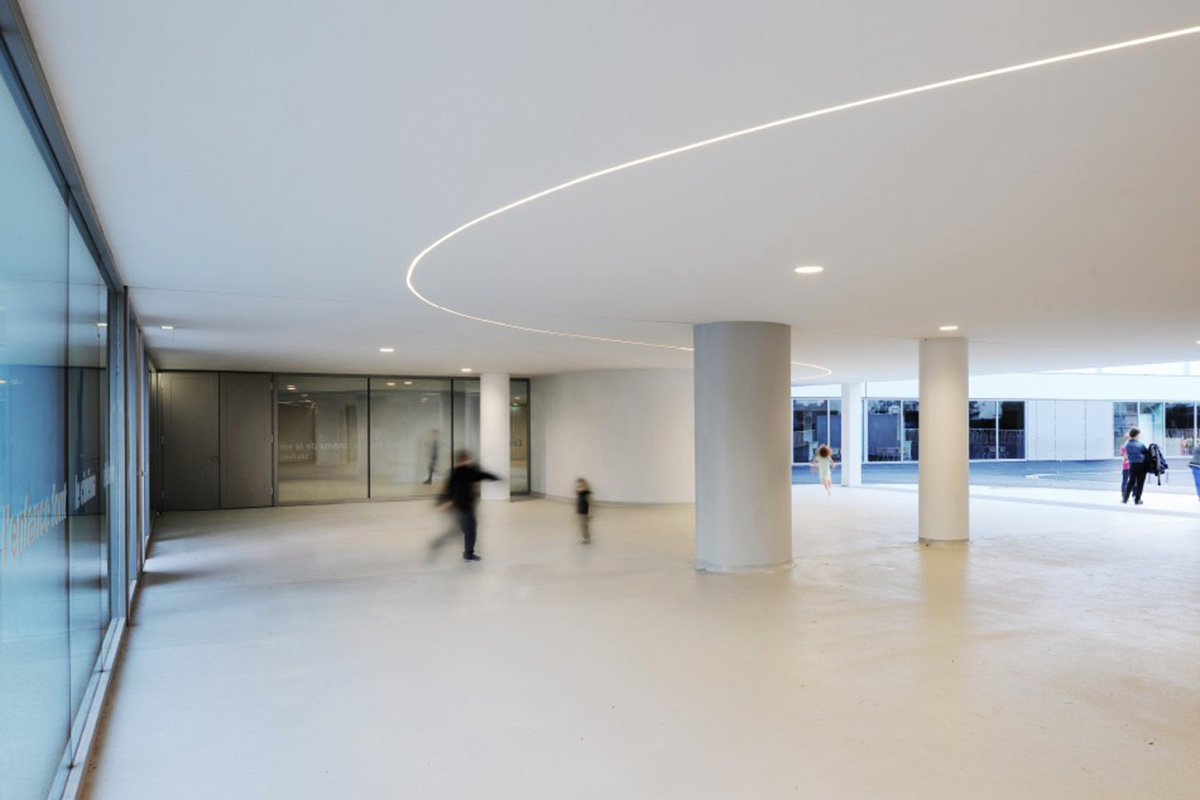 Dominique Coulon & Associ&eacute;s creates fluid and playful spaces for the &lsquo;Saint-Jean&rsquo; school in France