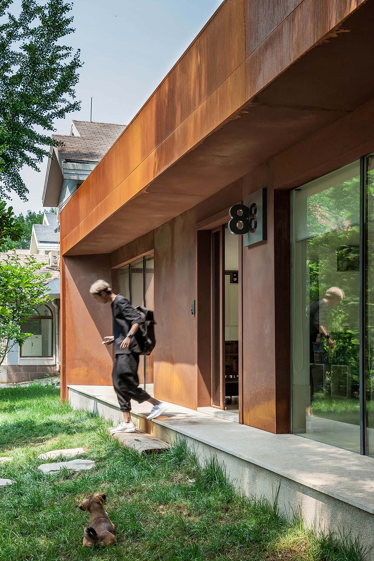 Cui Shu designs fully doorless film studio to remove all physical boundaries between old and new