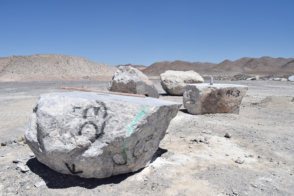 Swiss artist Ugo Rondinone erects seven colossal stones in the Nevada Desert
