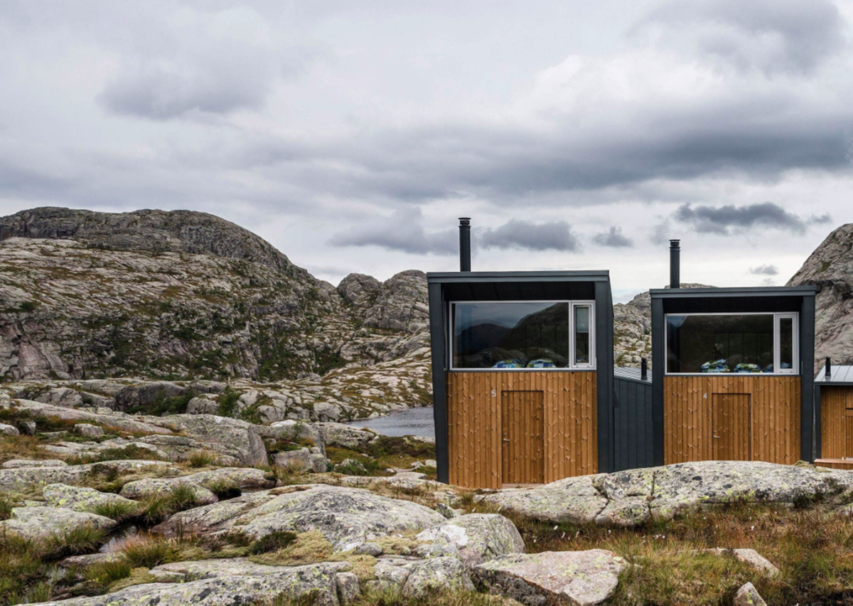 The 35 self-catering mountain lodges by KOKO Architects scattered on the rocky shores of Norway
