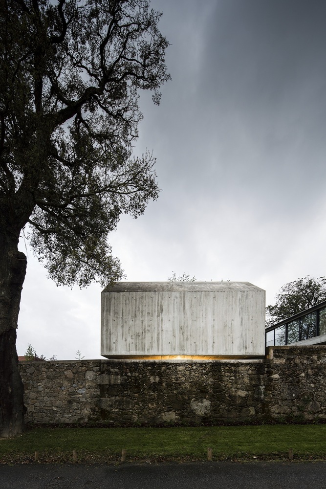 AZO Sequeira Arquitectos Associados converts old Dovecote into a minimal concrete house