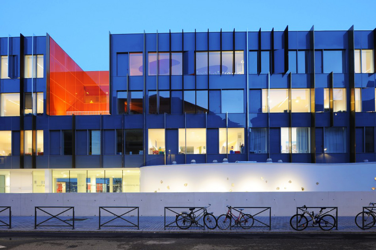 Dominique Coulon & Associ&eacute;s creates fluid and playful spaces for the &lsquo;Saint-Jean&rsquo; school in France