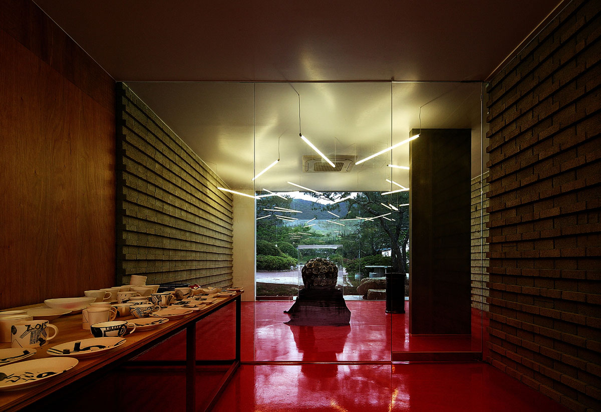 Welcome to Chocolate Box designed by Yoon Space in China