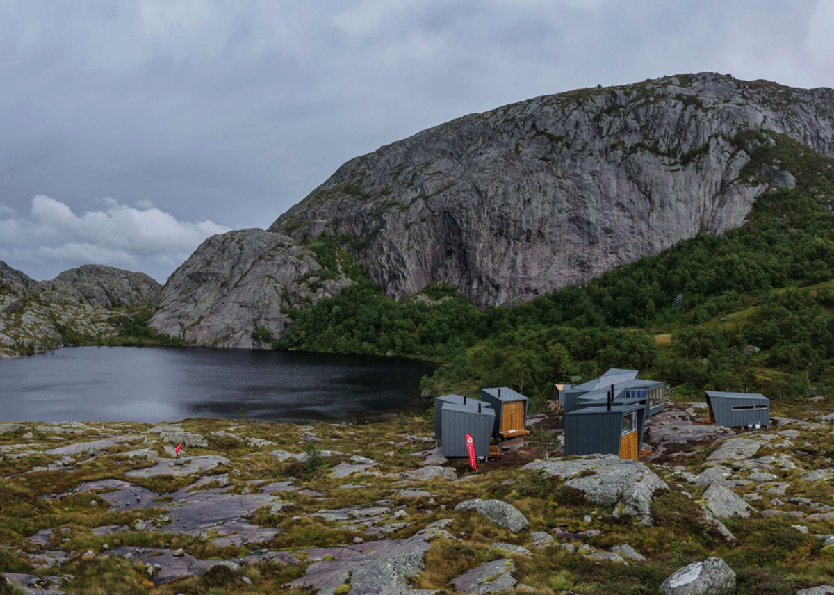 The 35 self-catering mountain lodges by KOKO Architects scattered on the rocky shores of Norway