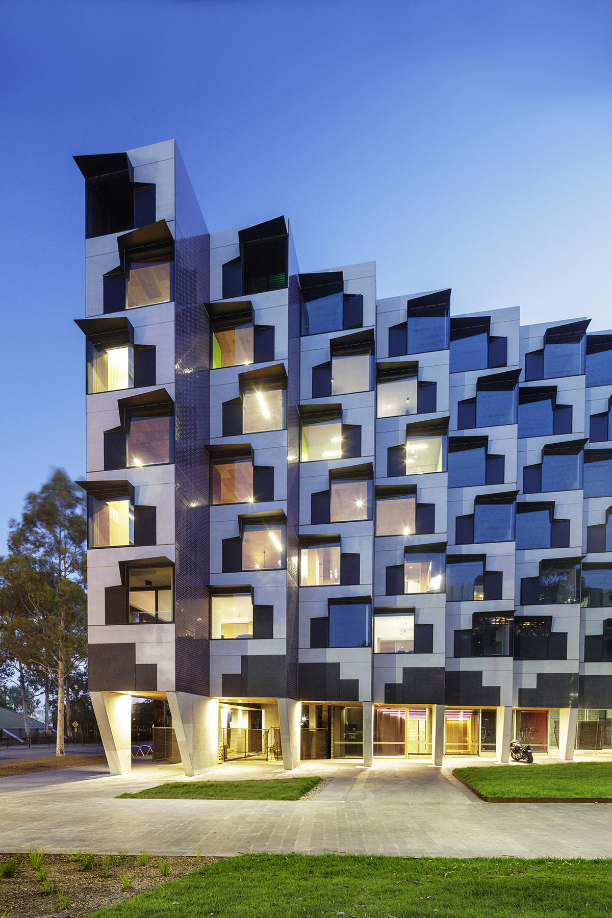 McBride Charles Ryan designs a distorted facade raised up over modernist colonnades