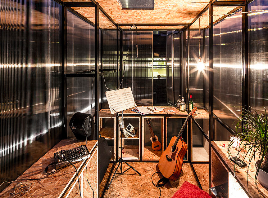 This tiny and cellular pop-up house in London will be a new affordable space for creatives