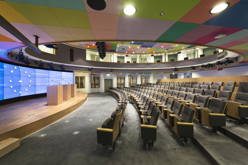 EU Headquarters’ facade is made of harmonised patchwork of oak windows and crystal like glazing