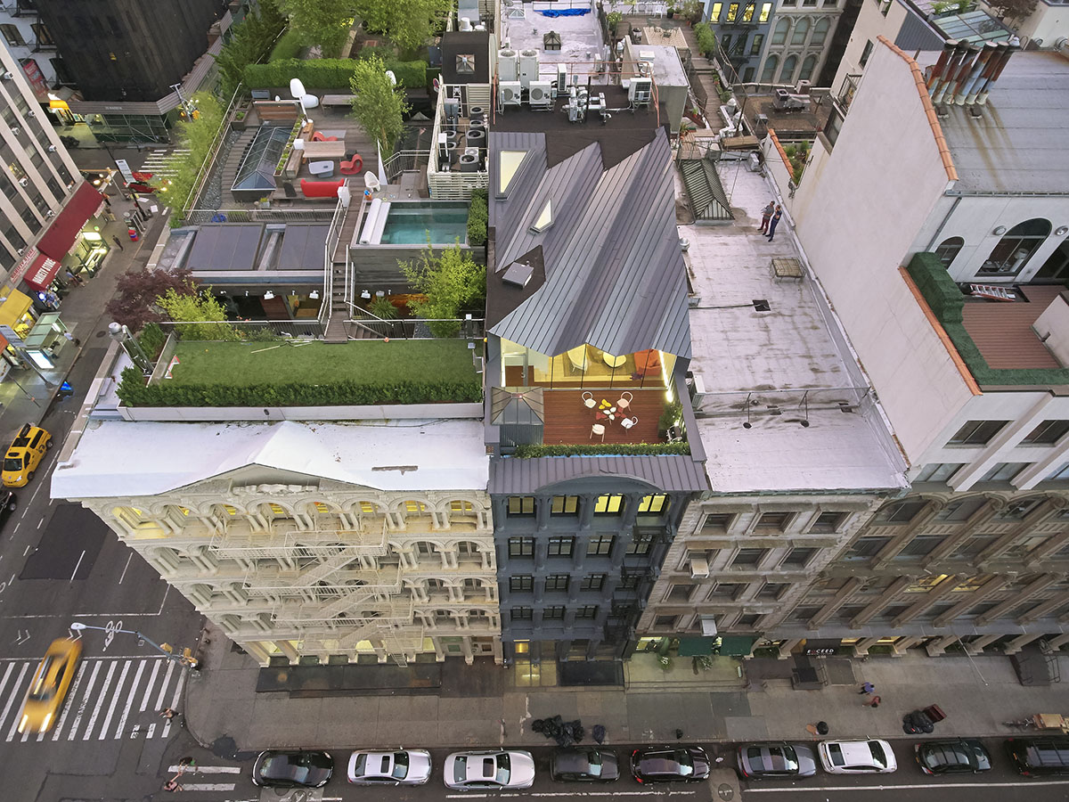 WORKac adds a dollhouse-like attic on rooftop of New York’s historic building