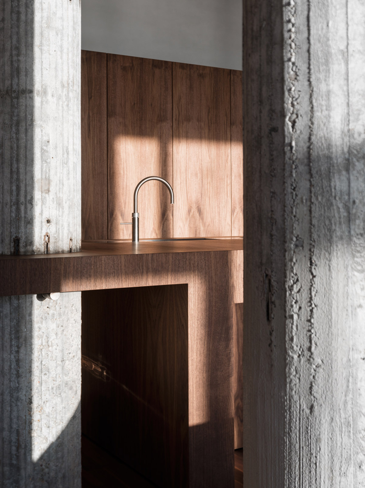 KAAN Architecten transformed former De Nederlandsche Bank into its new architecture studio