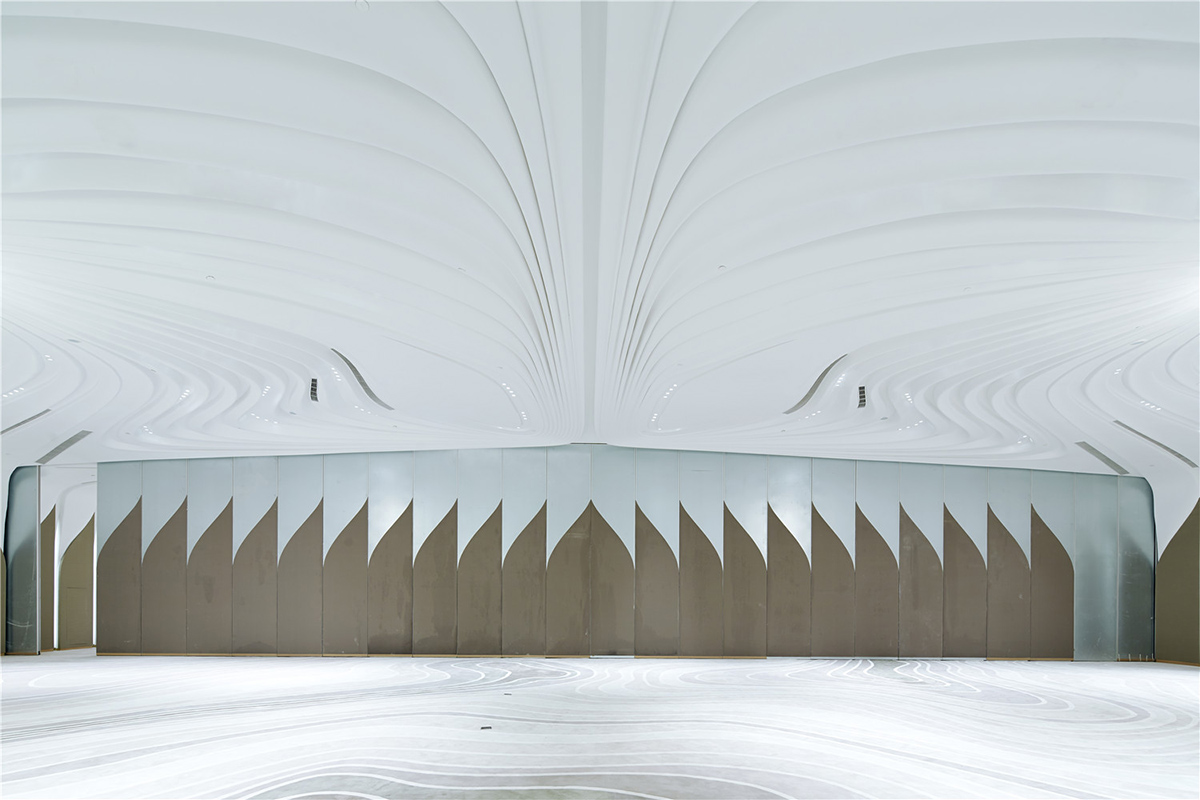 Explore Dance between Light and Space in Nanjing Youth Olympic Games International Convention Center