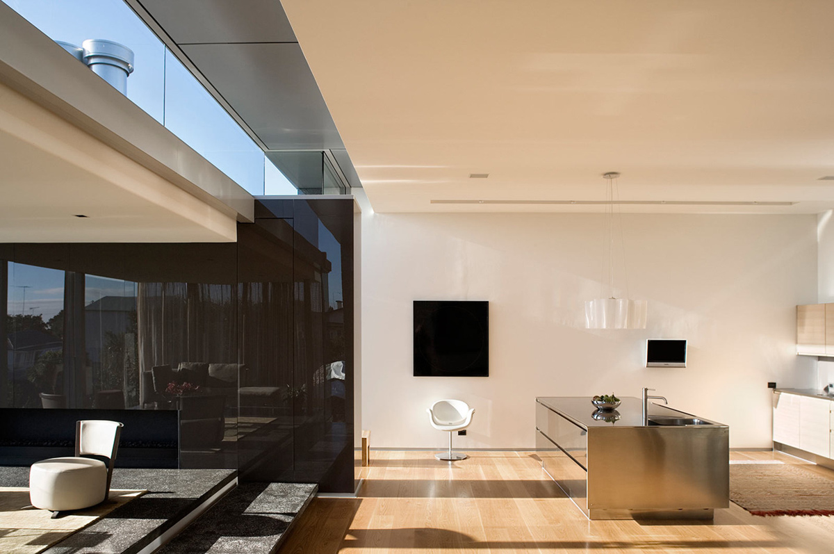 &rsquo;Mai Mai&rsquo; combines two different personal lives with a feathery motif pattern by Pattersons