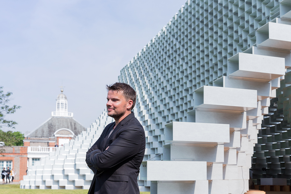 Bjarke Ingels completed cave-like Serpentine Pavilion transforming the wall into a space