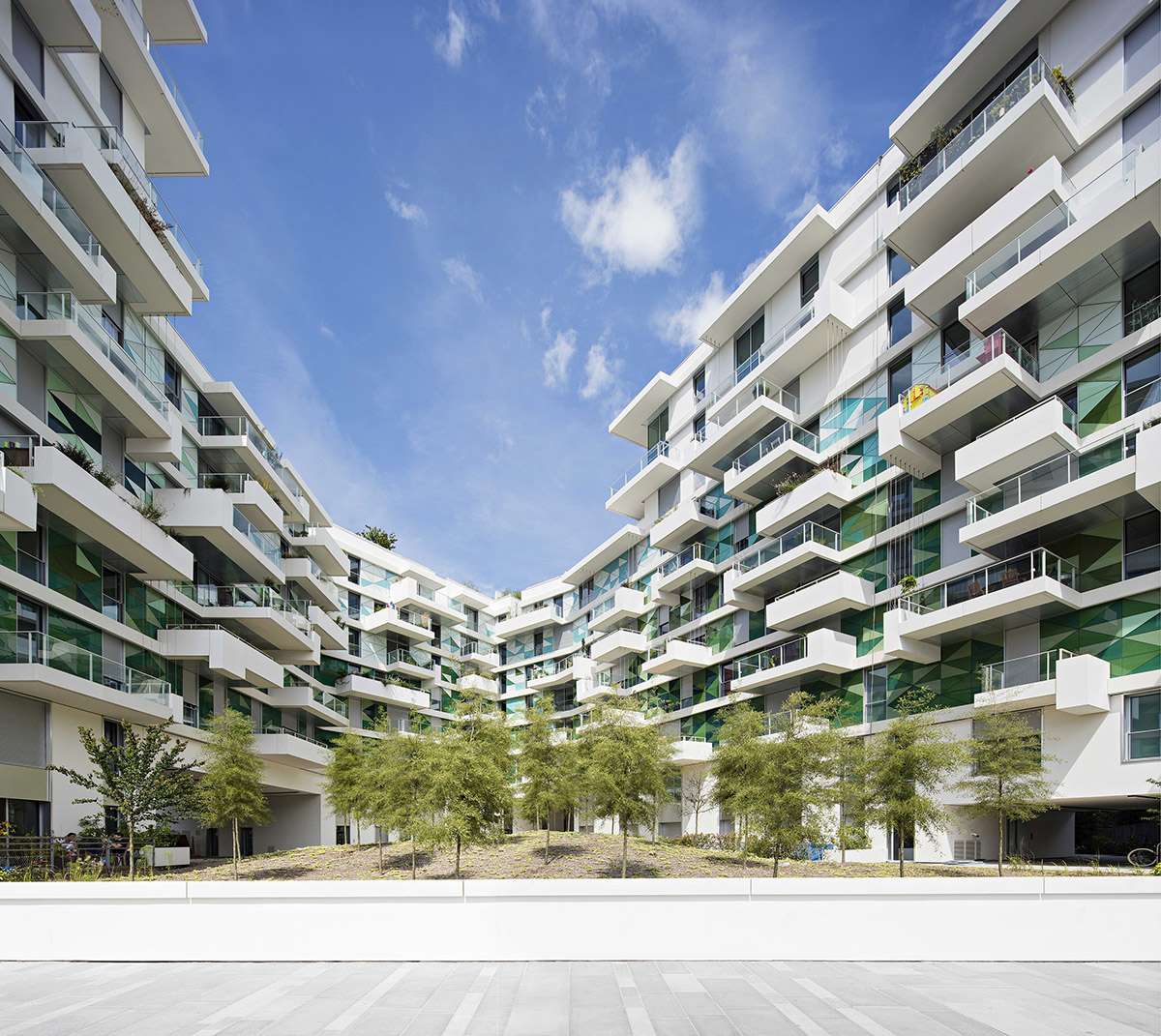 Agence Beckmann-N&rsquo;Th&eacute;p&eacute; completes &lsquo;Unik&rsquo; Apartments &ndash; Ilot AA in Paris