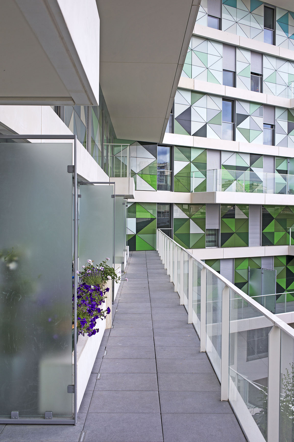 Agence Beckmann-N&rsquo;Th&eacute;p&eacute; completes &lsquo;Unik&rsquo; Apartments &ndash; Ilot AA in Paris