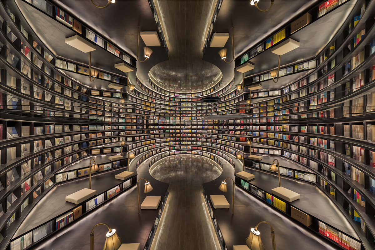 Li Xiang creates Zhongshuge Hangzhou, a forest of books theatrically arranged in China