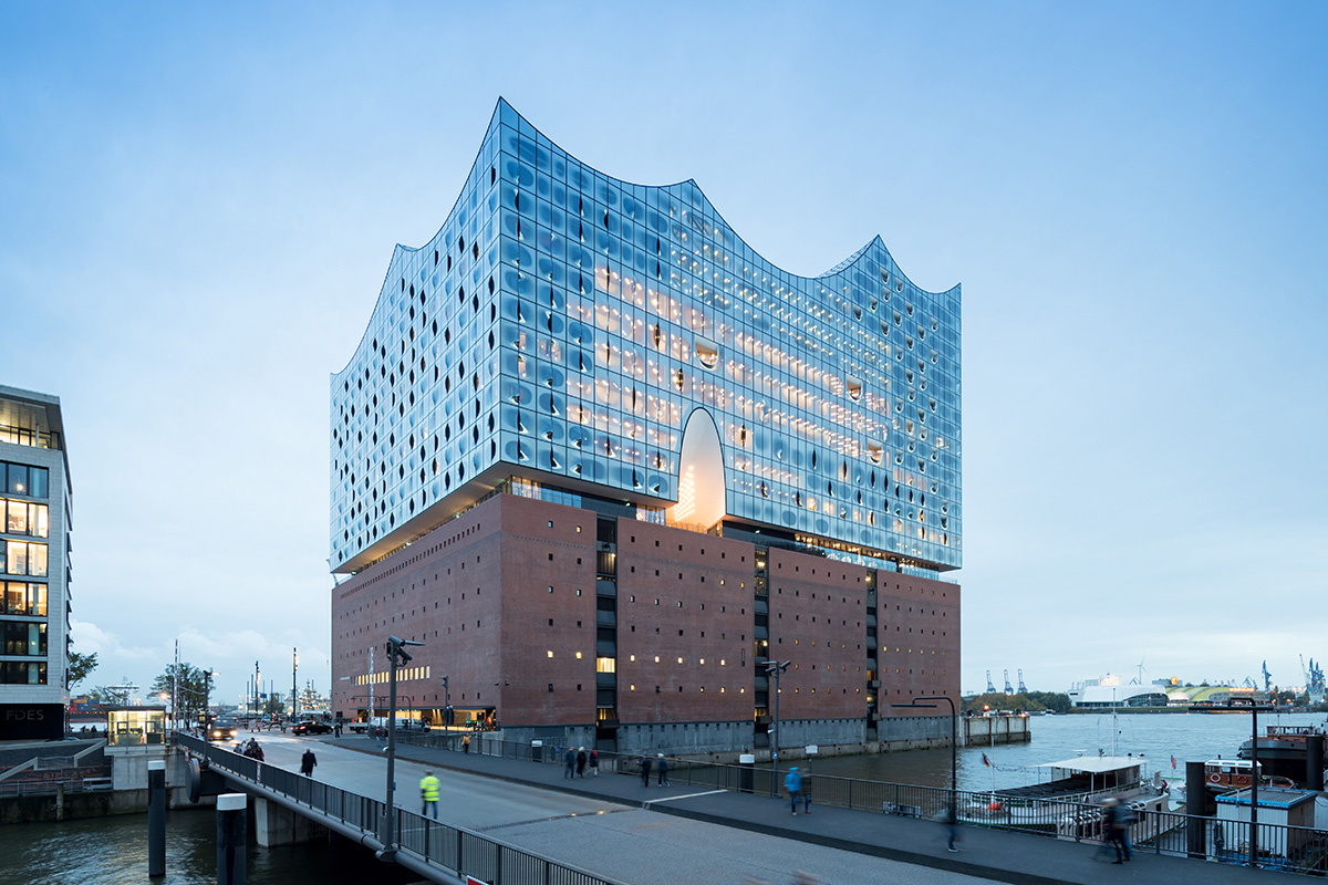 Bilder von Elbphilharmonie: Drawing the Iconic Hamburg Landmark