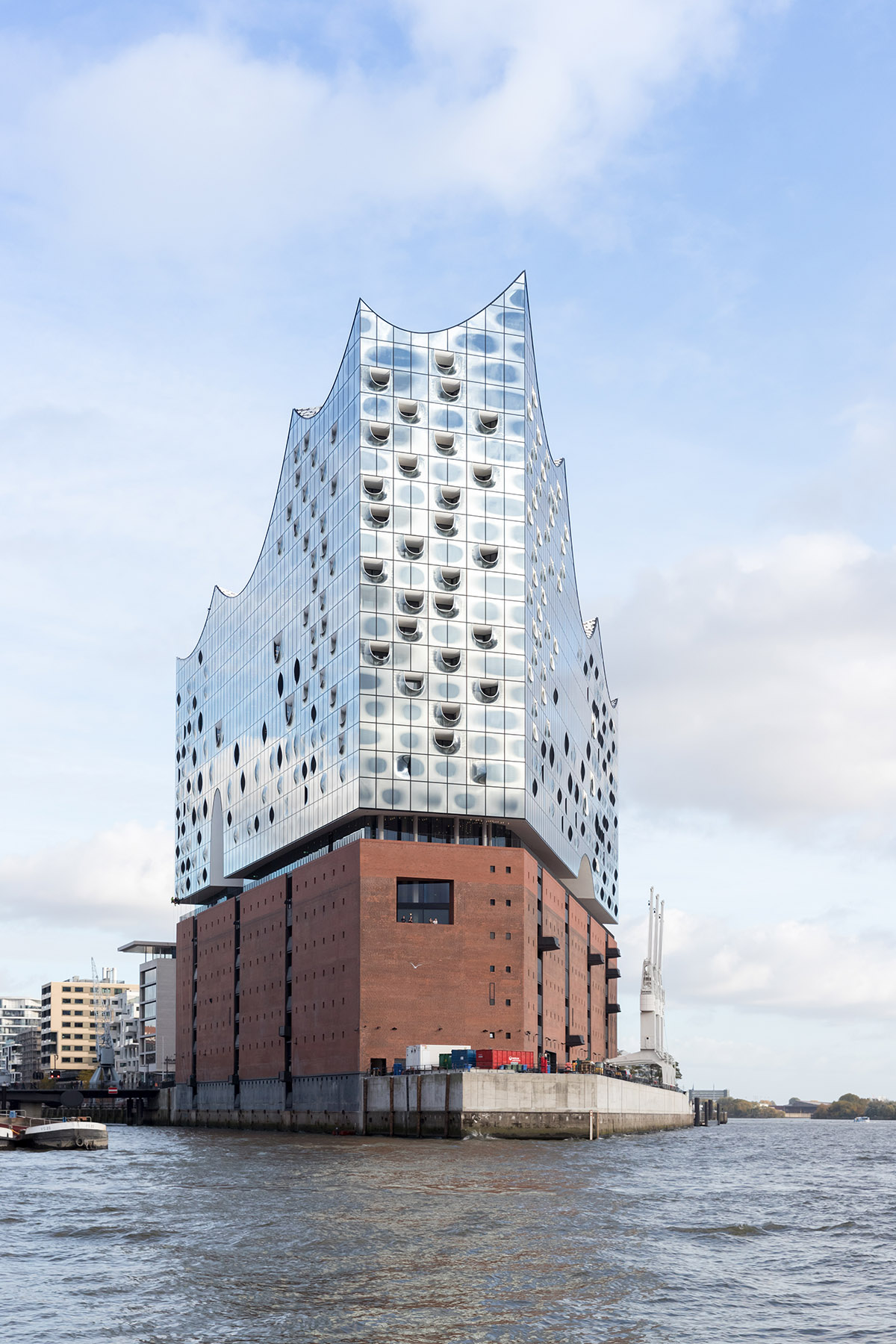 The Plaza of the Elbphilharmonie by Herzog&de Meuron officially opened to public in Hamburg