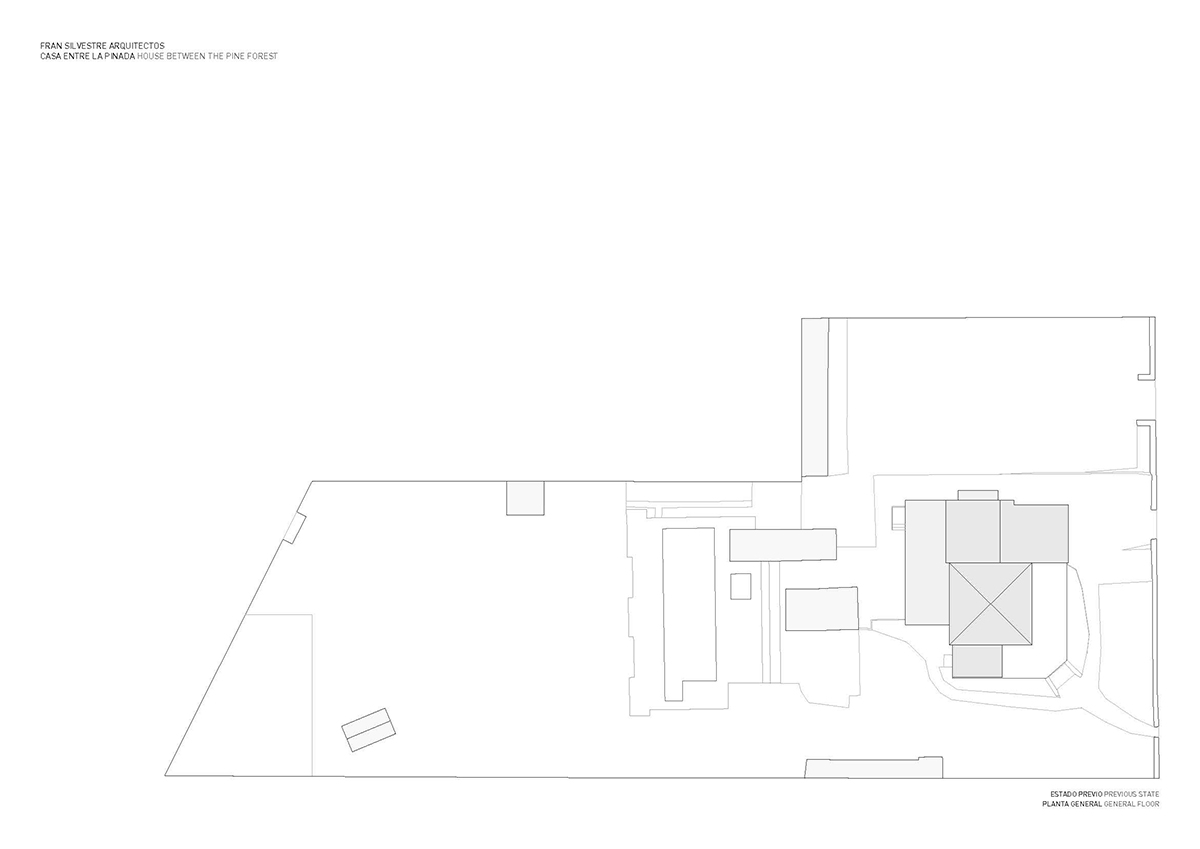 Fran Silvestre Arquitectos completes a volume-shifting house between the pine forest of Spain