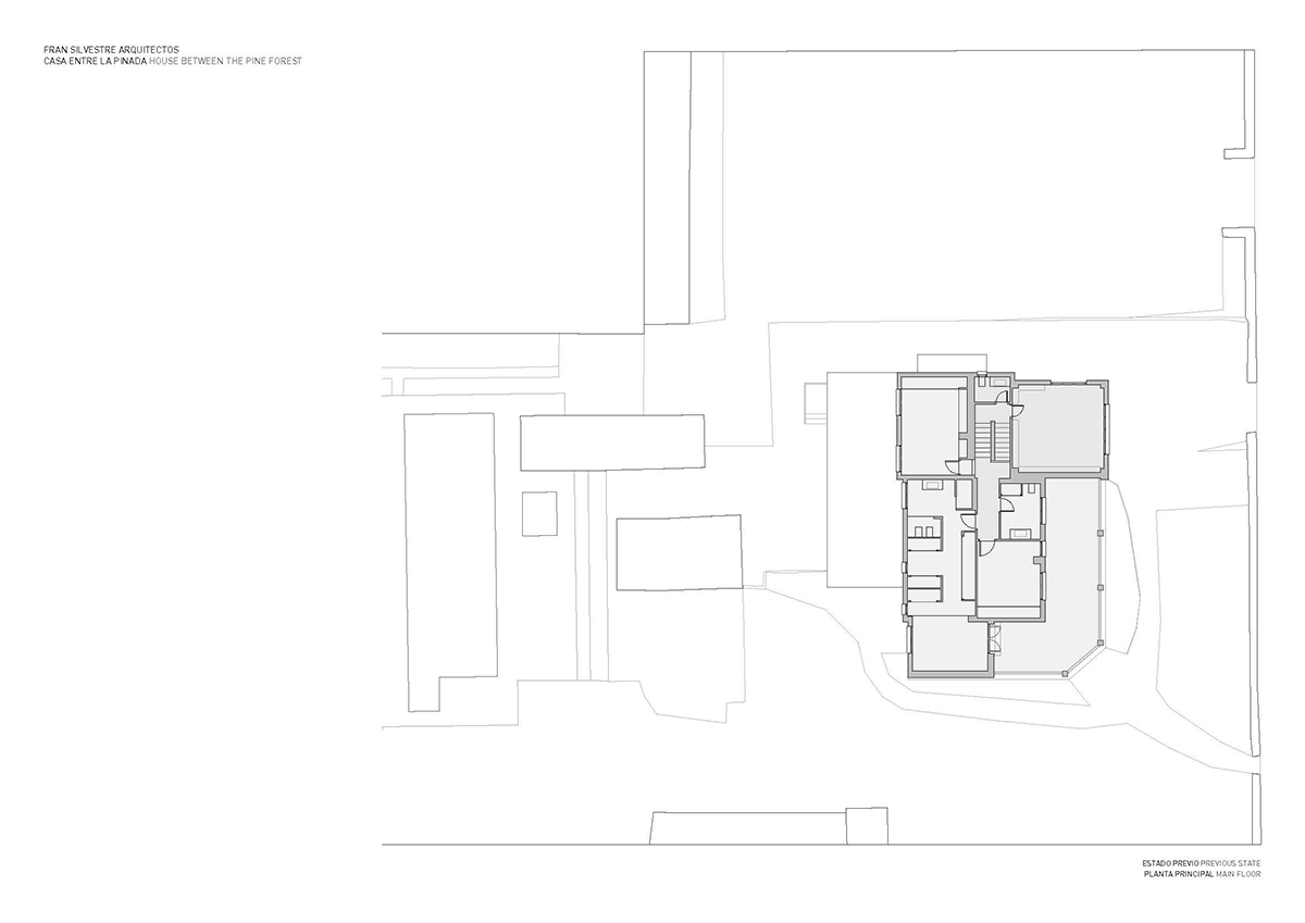 Fran Silvestre Arquitectos completes a volume-shifting house between the pine forest of Spain
