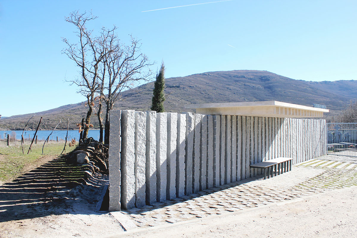 Muka Arquitectura completes New Access and Columbarium in Lozoya, Madrid