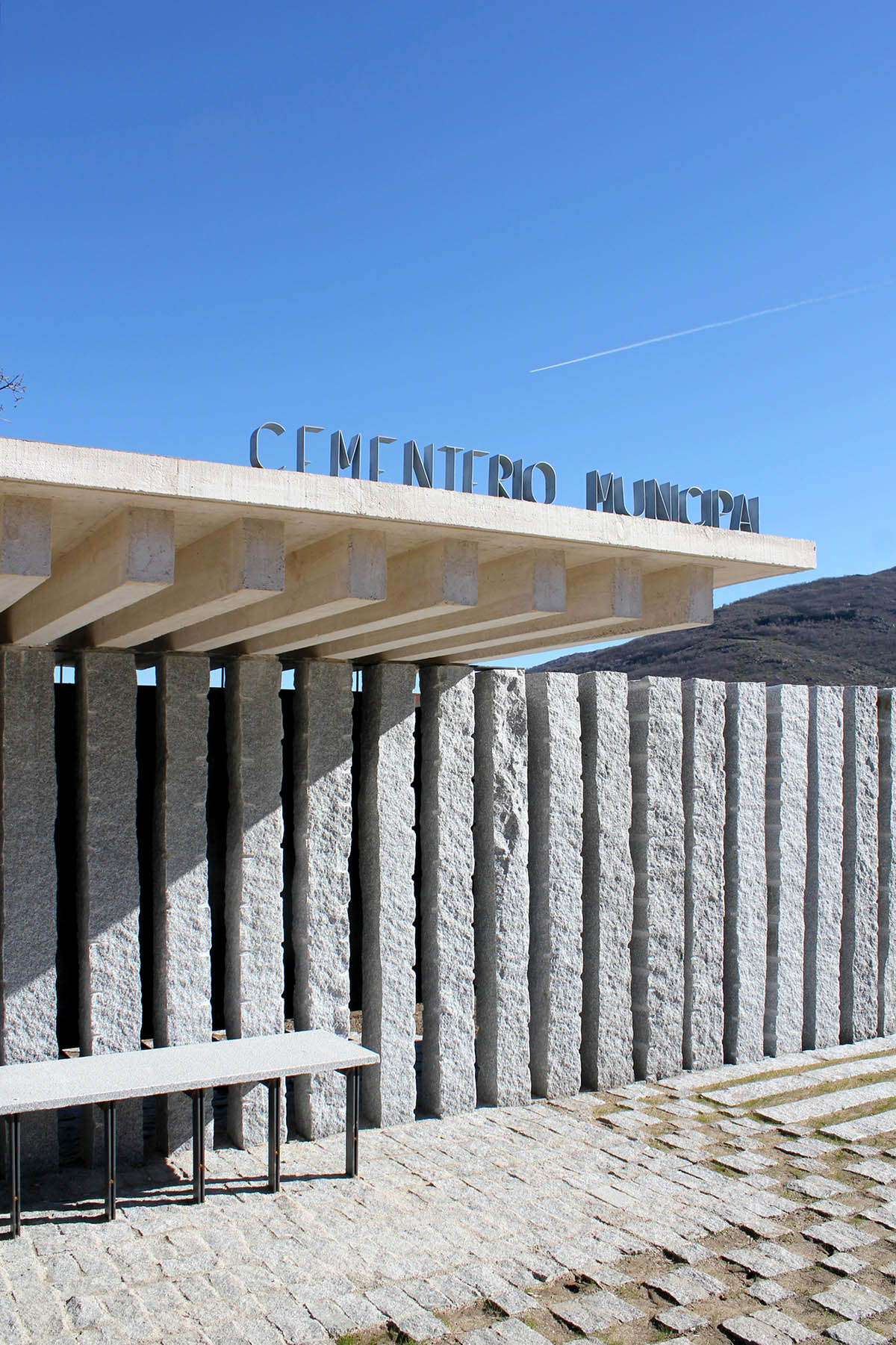 Muka Arquitectura completes New Access and Columbarium in Lozoya, Madrid