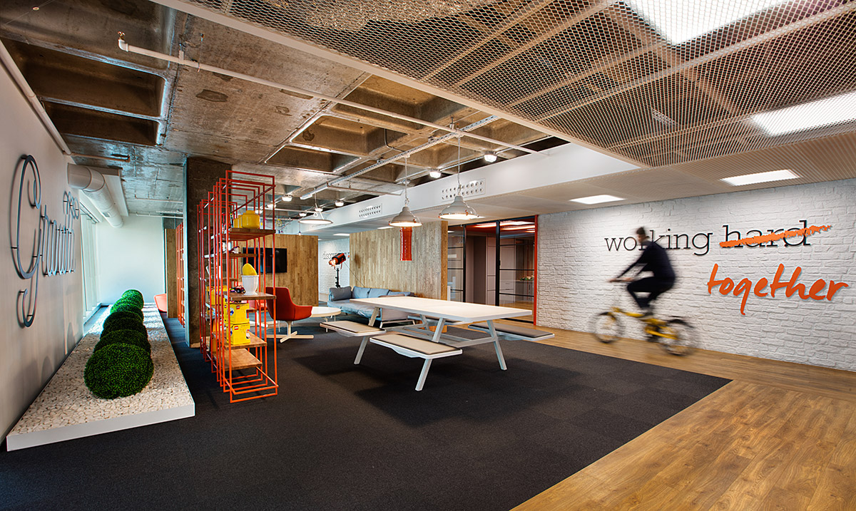 Bakırk&uuml;re Architects designs socially-dynamic working space for ING Bank Turkey Headquarters