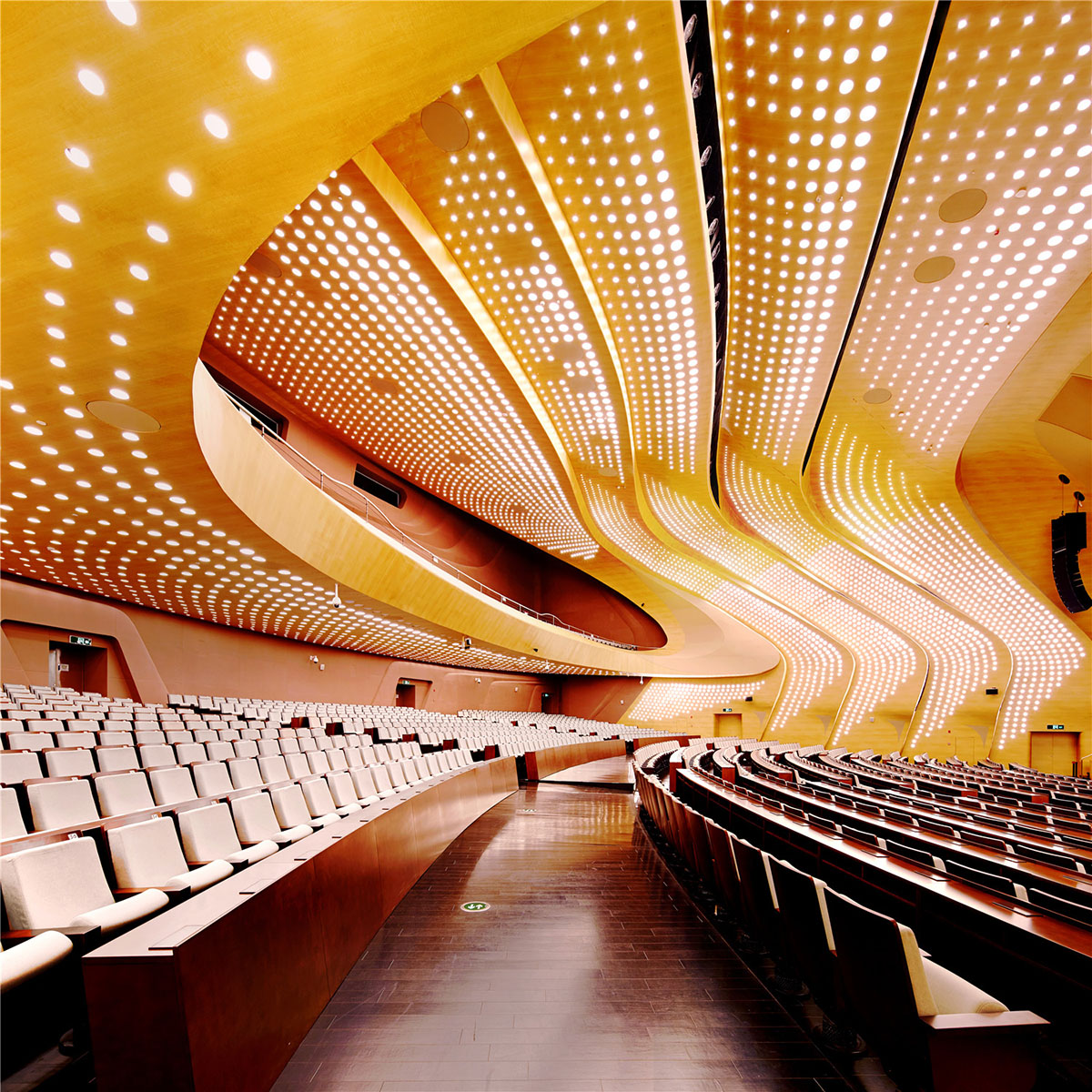 Explore Dance between Light and Space in Nanjing Youth Olympic Games International Convention Center