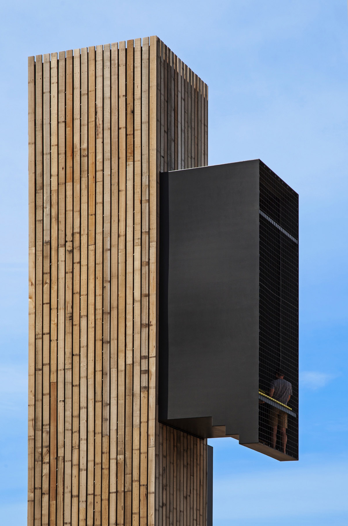 Cumulus Studio uses shipping containers for cellar door food