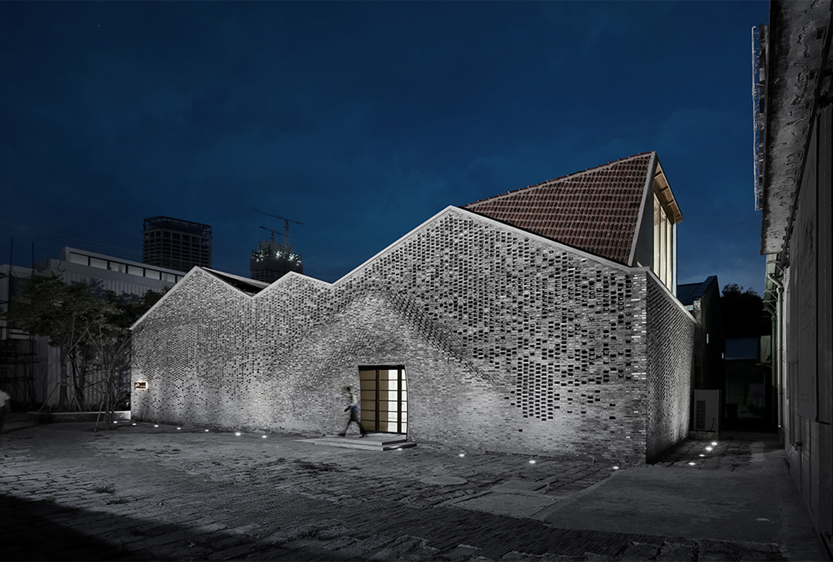 ARCHI-UNION ARCHITECTS USES ROBOTIC MASONRY FABRICATION TECHNIQUE TO THE FACADE OF CHI SHE GALLERY