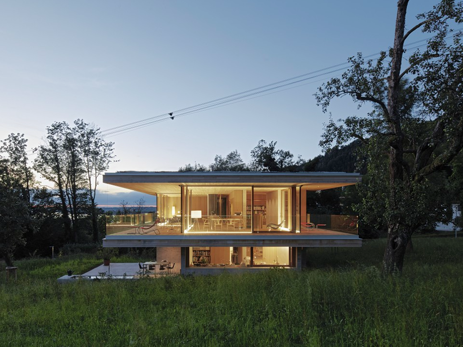 Dietrich | Untertrifaller Architekten completes sandwich-shaped House D on the Bregenz mountain