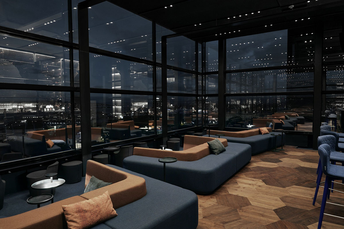 Snøhetta completes Summit Bar by using highly reflective wall in Oslo