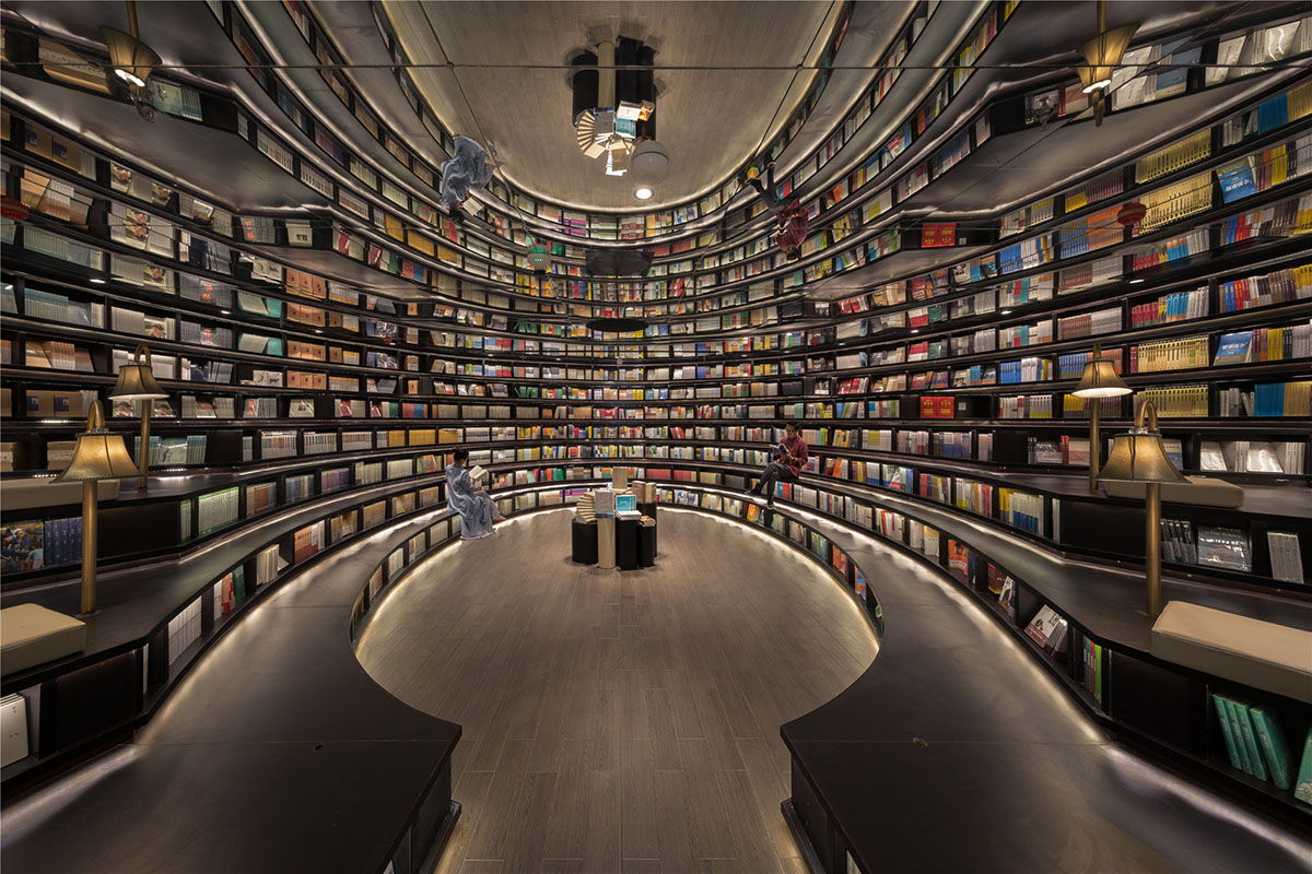 Li Xiang creates Zhongshuge Hangzhou, a forest of books theatrically arranged in China
