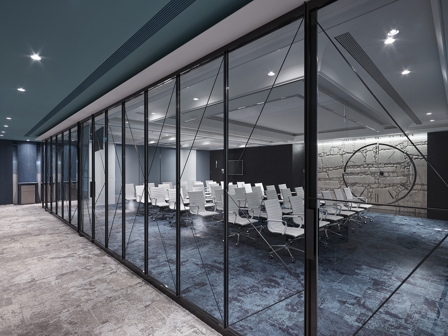 Waterfrom Design completed cnYES Office in Taiwan by using gold and blue colours