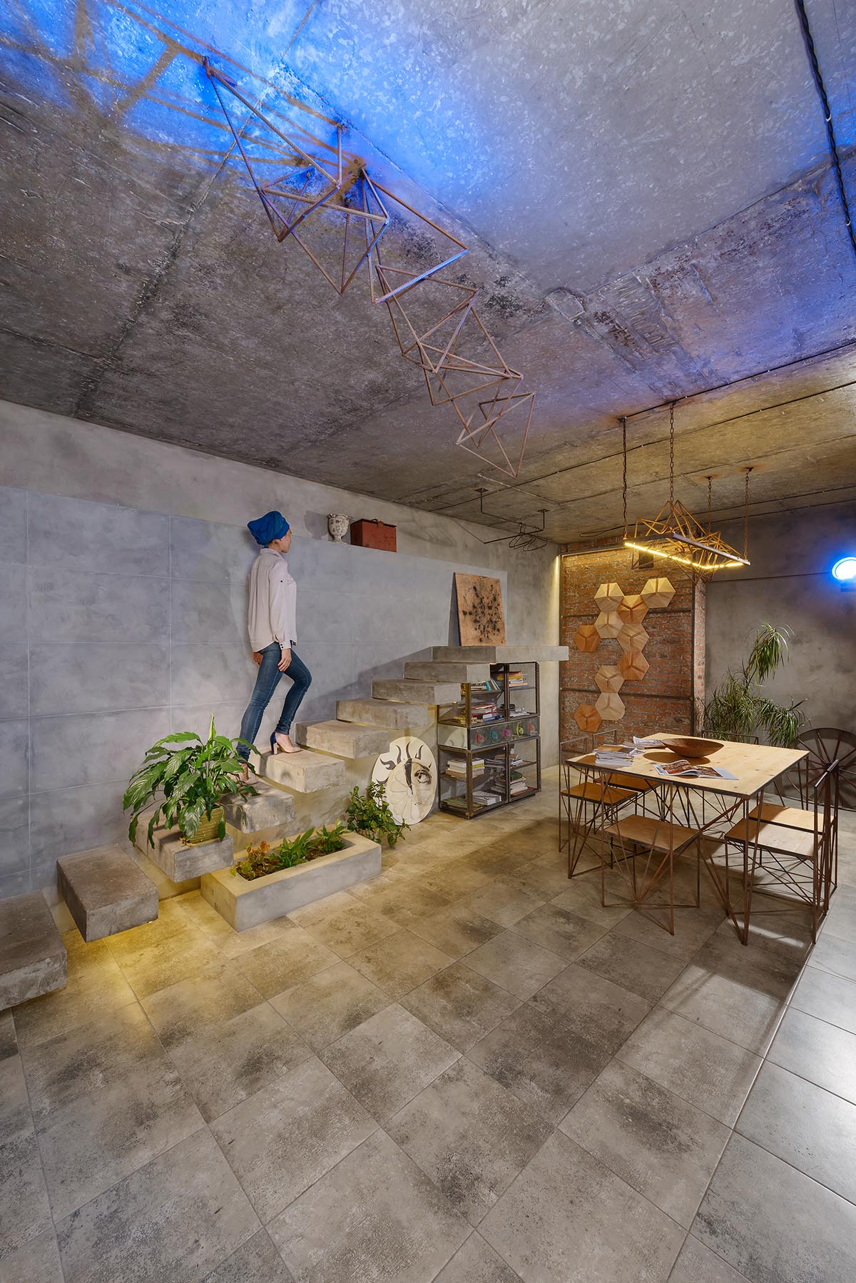 This contemporary house bears the traces of Persian culture in the interior by Keivani Architects